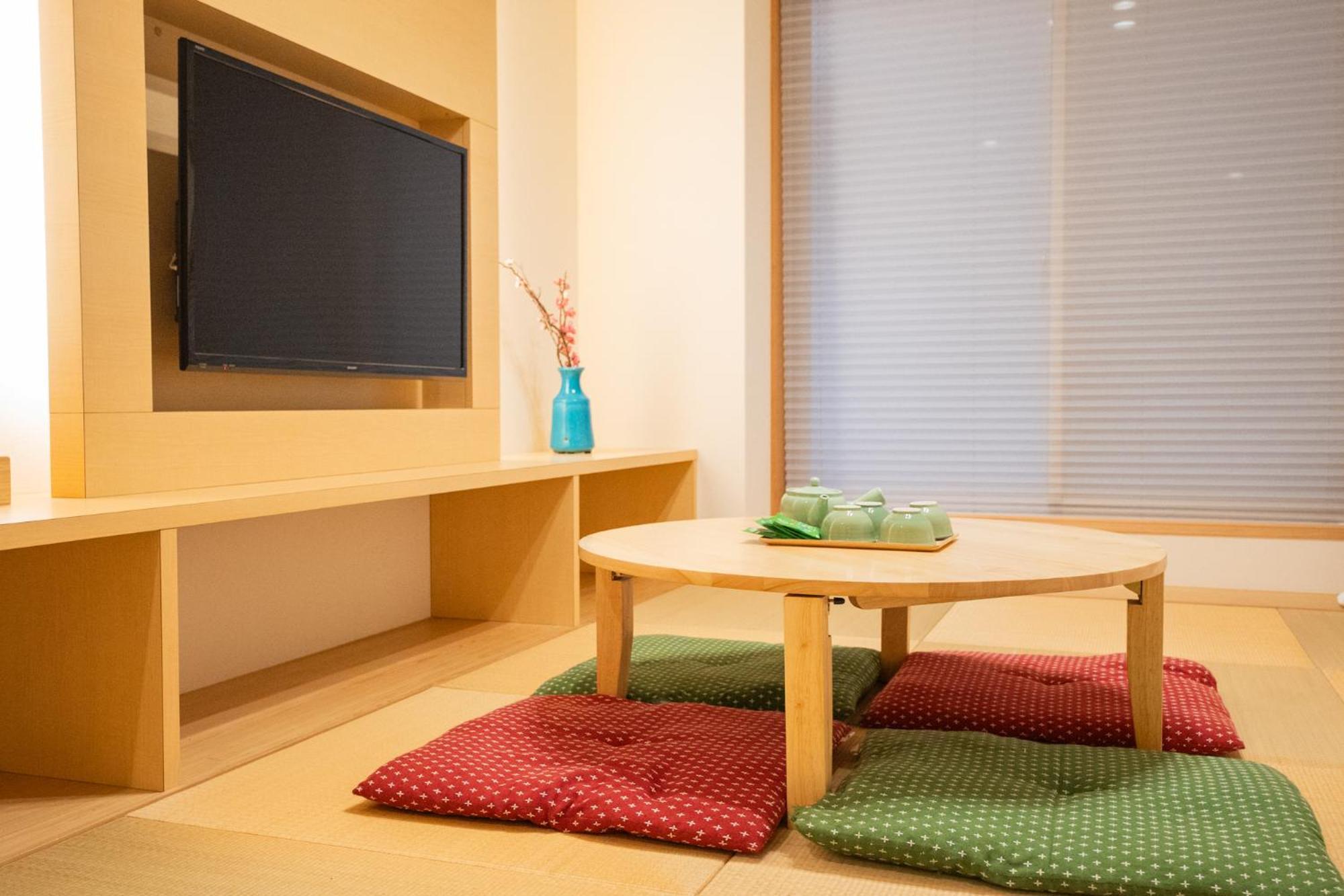 Home Inn Kujo Kawaramachi 교토 외부 사진